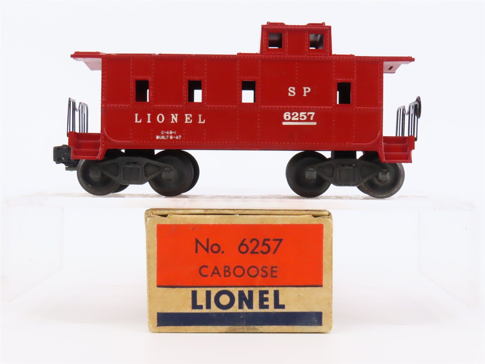 O Gauge 3-Rail Lionel 6257 SP Southern Pacific Offset Cupola Caboose