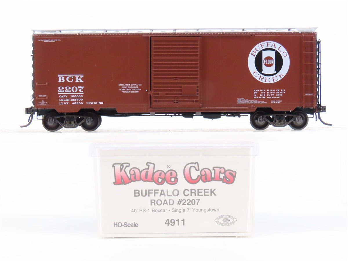 HO Scale Kadee 4911 BCK Buffalo Creek Railroad 40&#39; Single Door Box Car #2207