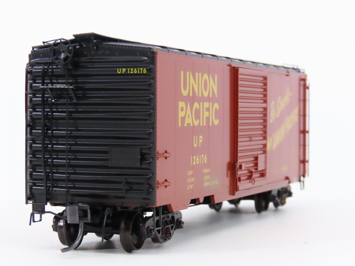 HO Scale Kadee 5203 UP Union Pacific Railroad 40&#39; Single Door Box Car #126176