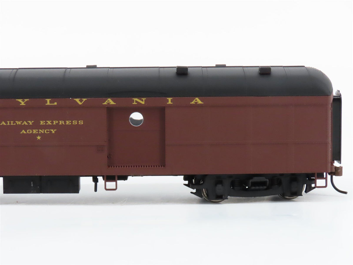 HO Scale Walthers 932-5832 PRR Pennsylvania Railroad Baggage Passenger Car