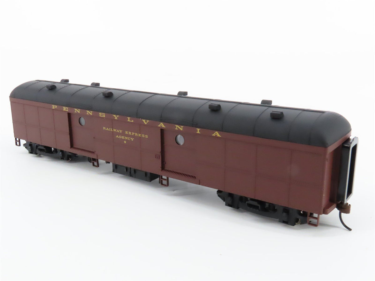 HO Scale Walthers 932-5832 PRR Pennsylvania Railroad Baggage Passenger Car