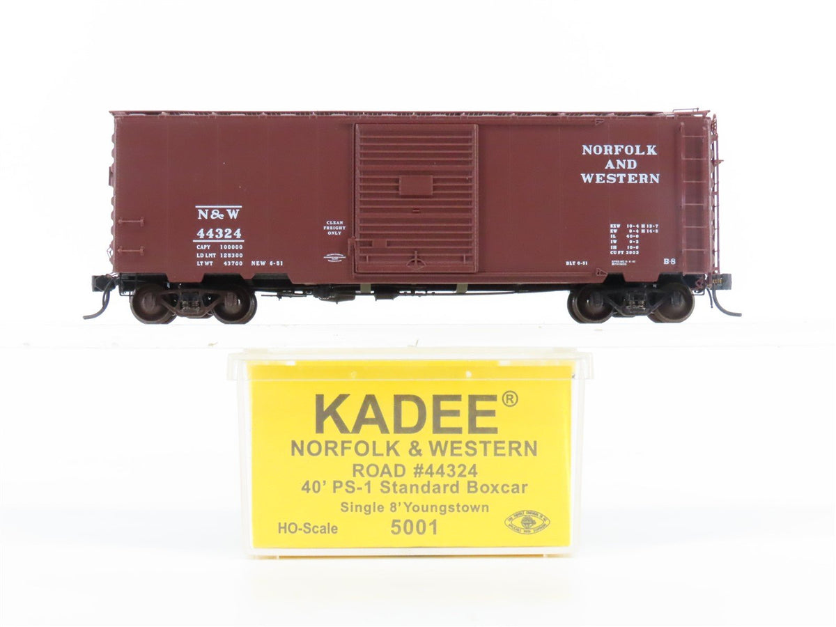 HO Scale Kadee 5001 N&amp;W Norfolk &amp; Western 40&#39; Single Door Box Car #44324