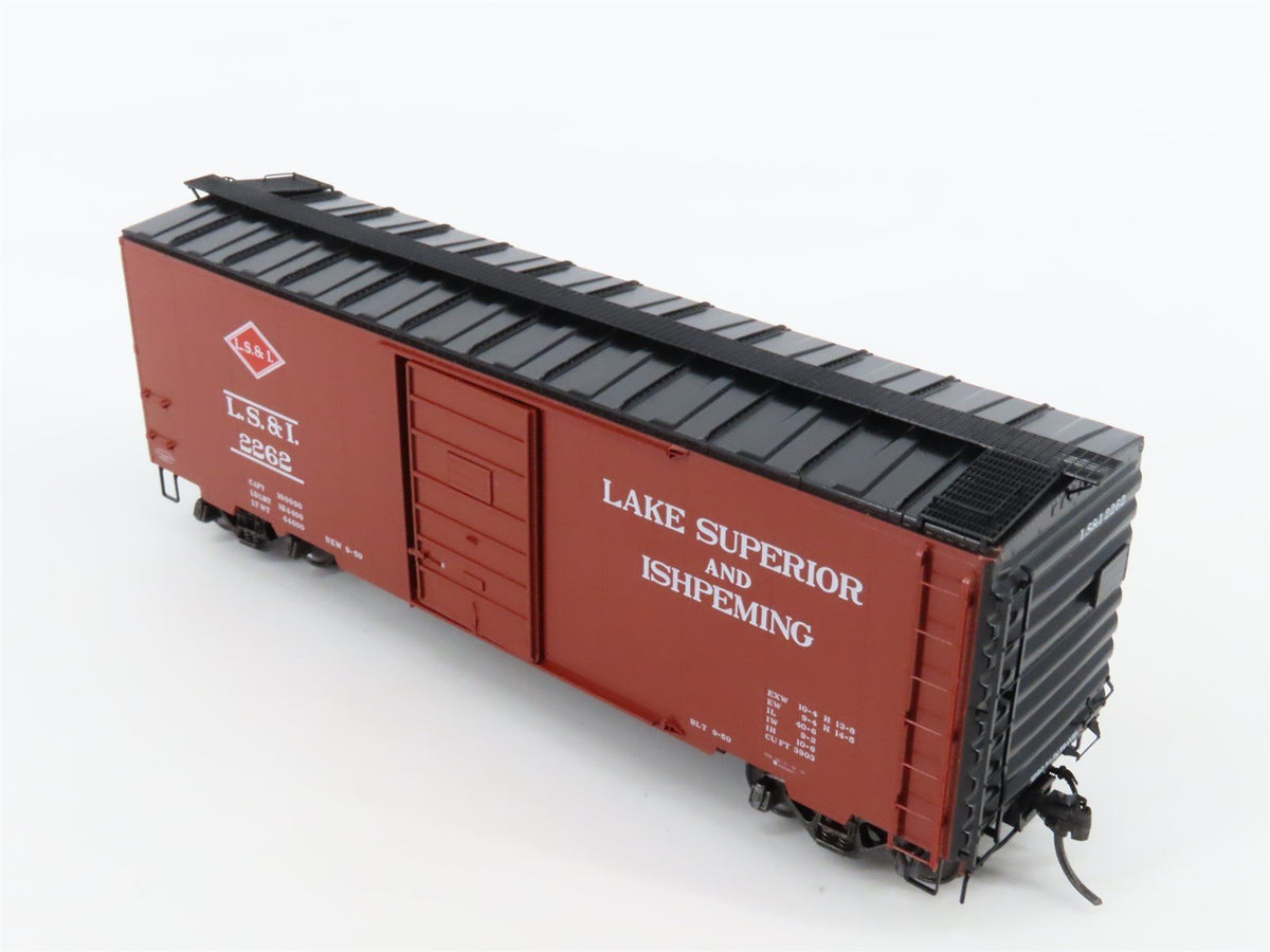 HO Scale Kadee 4060 LS&amp;I Lake Superior &amp; Ishpeming Single Door 40&#39; Box Car #2262