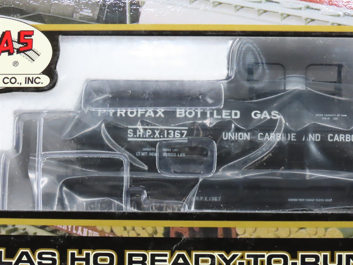 HO Atlas 1064-2 SHPX Pyrofax Bottled Gas 11,000 Gallon Tank Car #1367 -Sealed