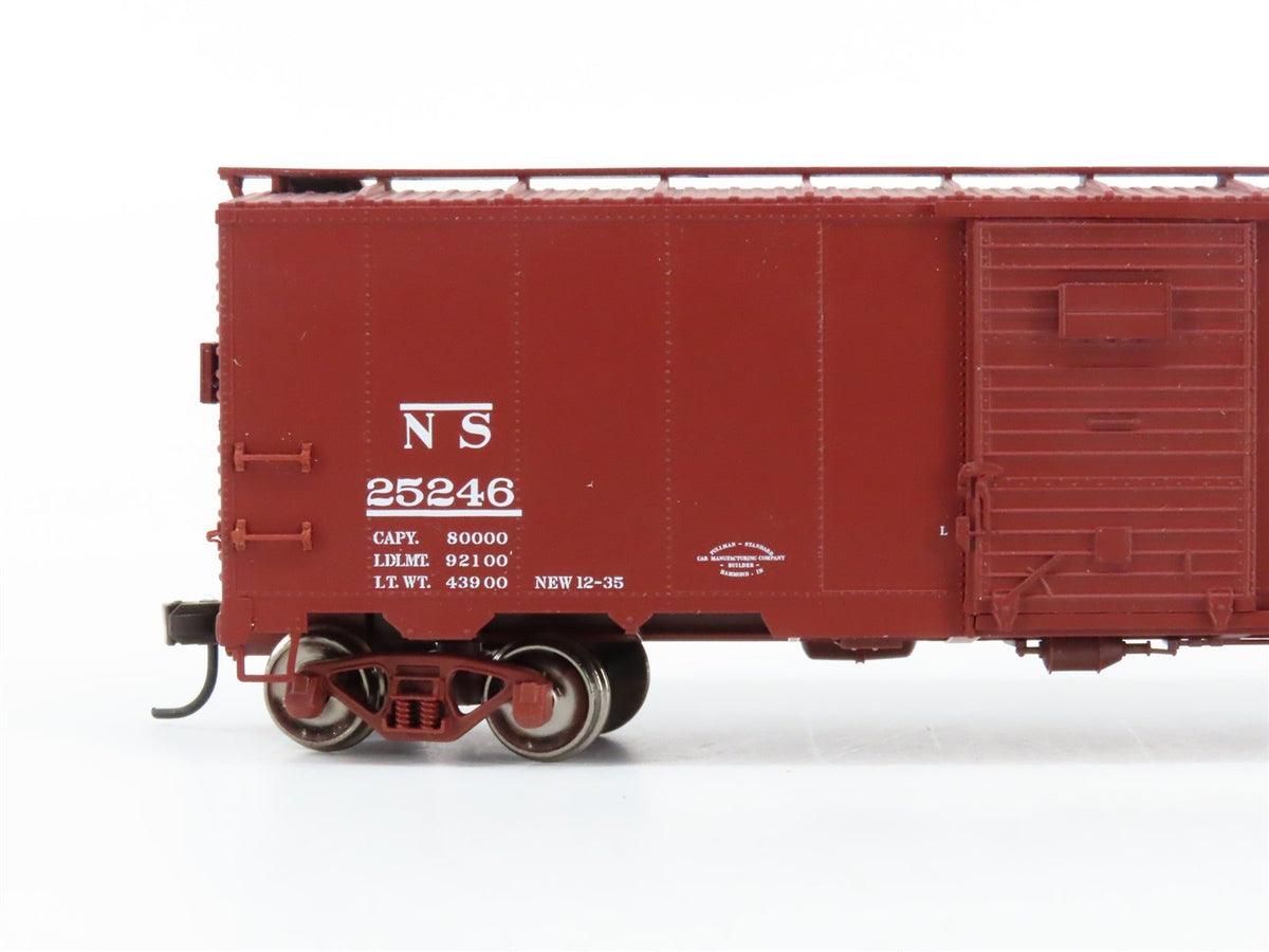 HO Scale Atlas 20000923 NS Norfolk Southern Railroad Single Door Box Car #25246