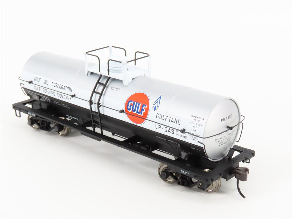 HO Scale Atlas 1063-1 SHPX Gulf Oil 11,000 Gallon Tank Car #5772