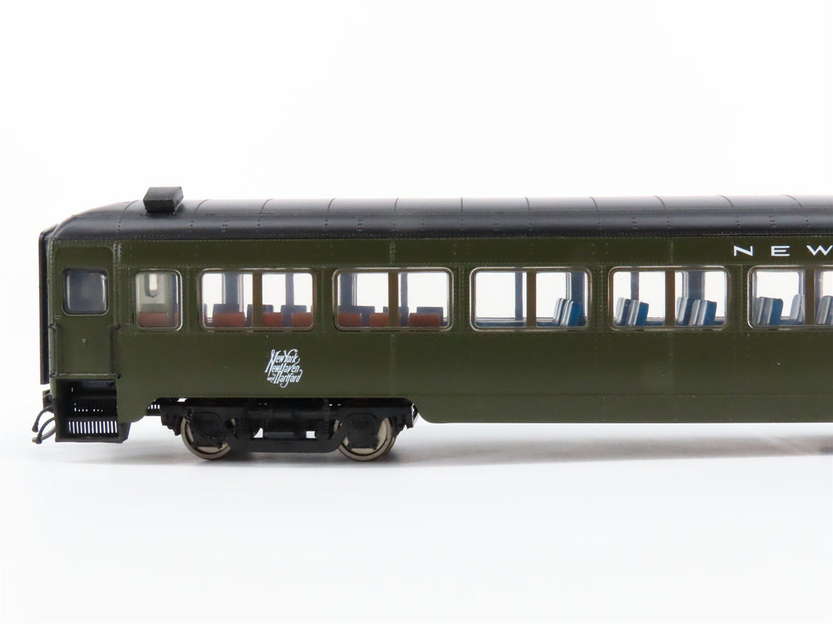 HO Scale Rapido 109104 NH New Haven Osgood Bradley Coach Passenger Car #8513