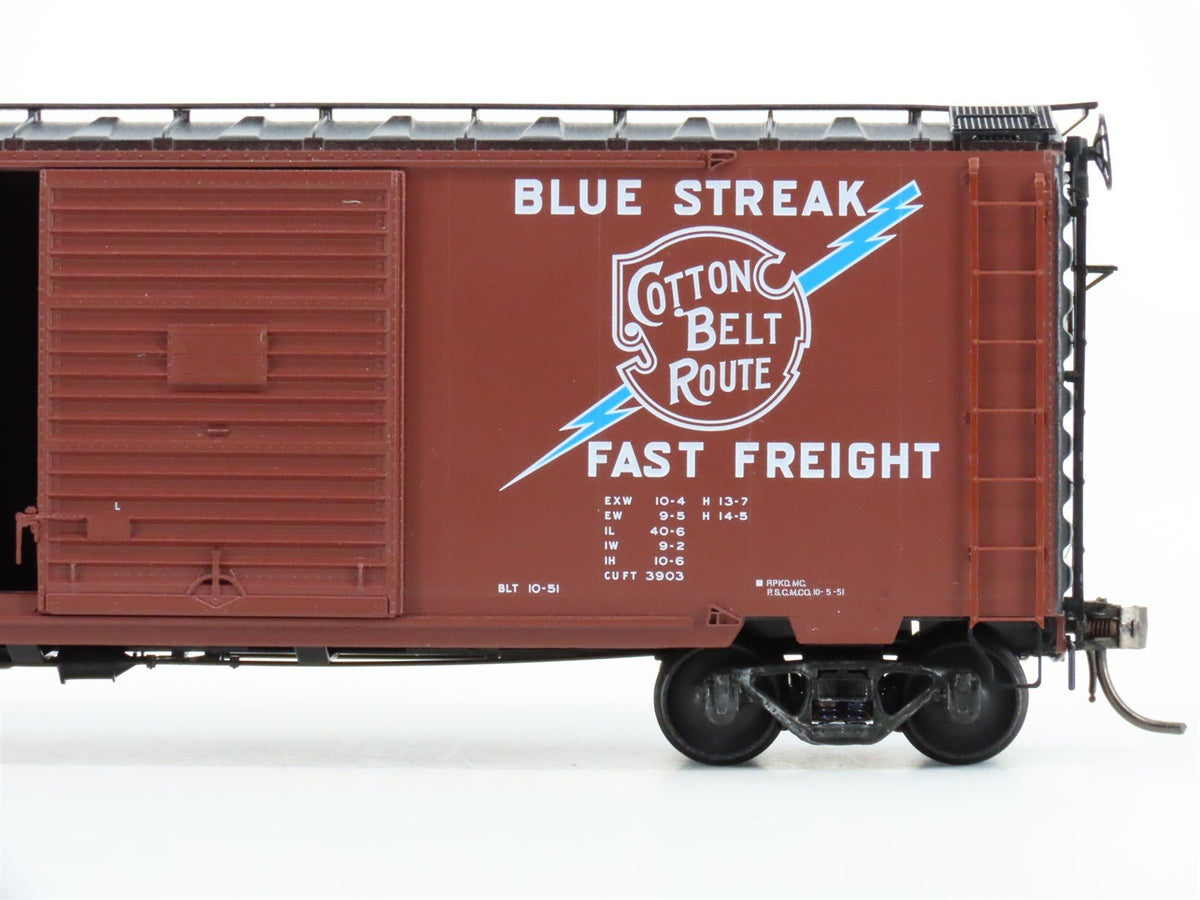 HO Scale Kadee 5010 SSW Cotton Belt Route &quot;Blue Streak&quot; 40&#39; Box Car #33974