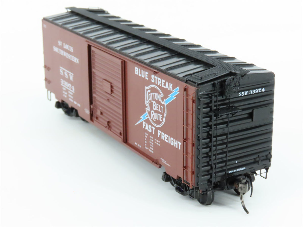 HO Scale Kadee 5010 SSW Cotton Belt Route &quot;Blue Streak&quot; 40&#39; Box Car #33974