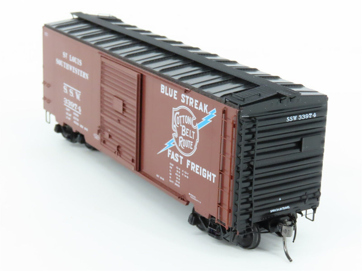 HO Scale Kadee 5010 SSW Cotton Belt Route &quot;Blue Streak&quot; 40&#39; Box Car #33974