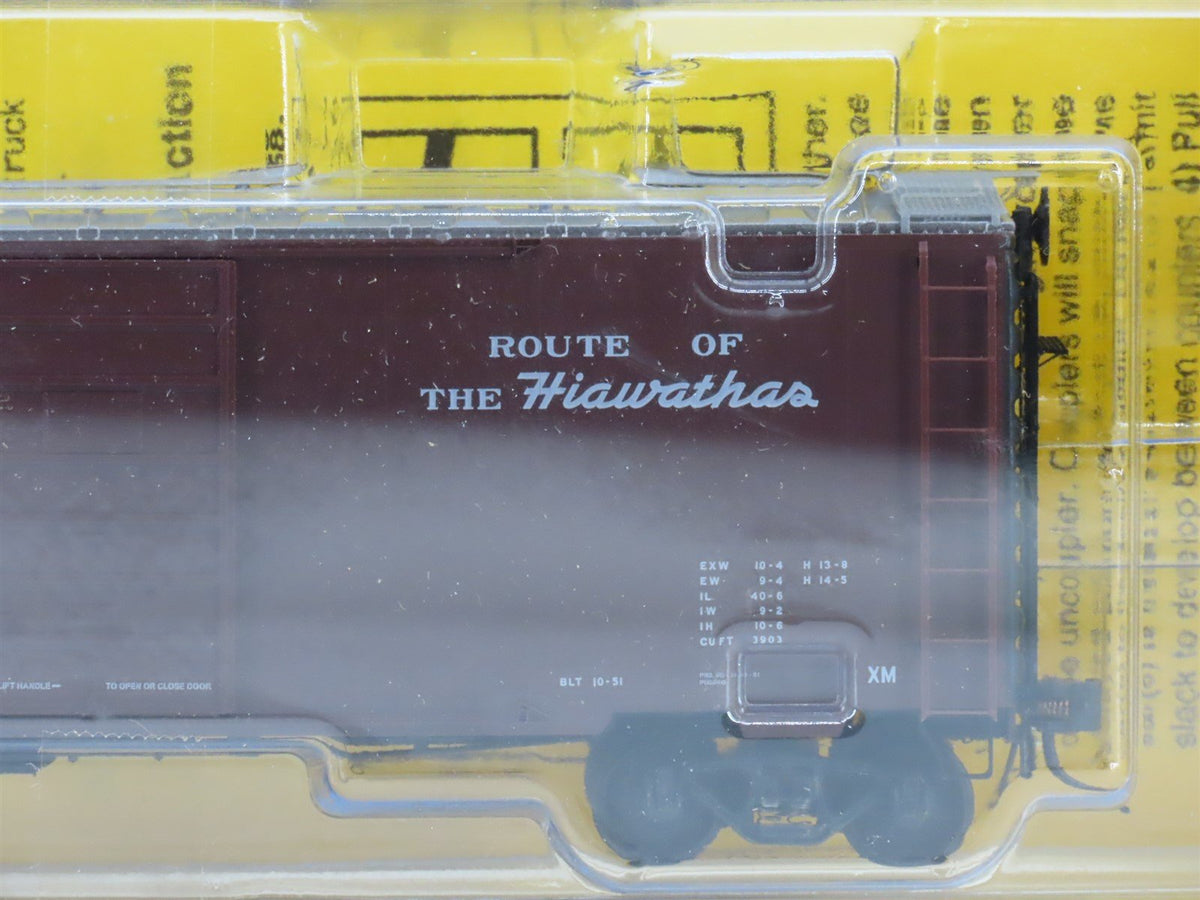 HO Scale Kadee 4048 MILW Milwaukee Road Hiawatha 40&#39; Box Car #35003 - Sealed