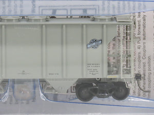 HO Scale Kadee 8216 CNW Chicago North Western 2-Bay Covered Hopper 95297 -Sealed