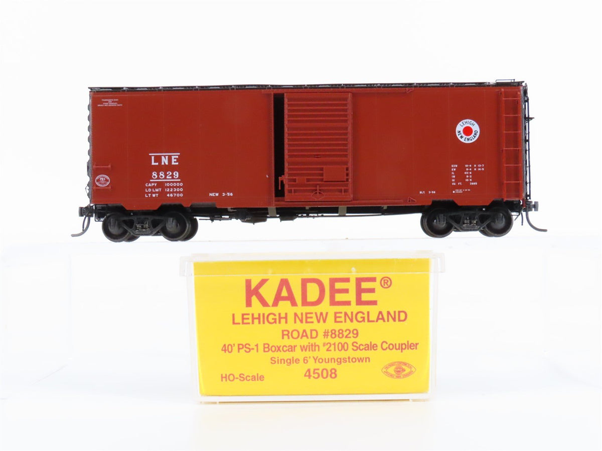 HO Scale Kadee 4508 LNE Lehigh New England 40&#39; Single Door Box Car #8829