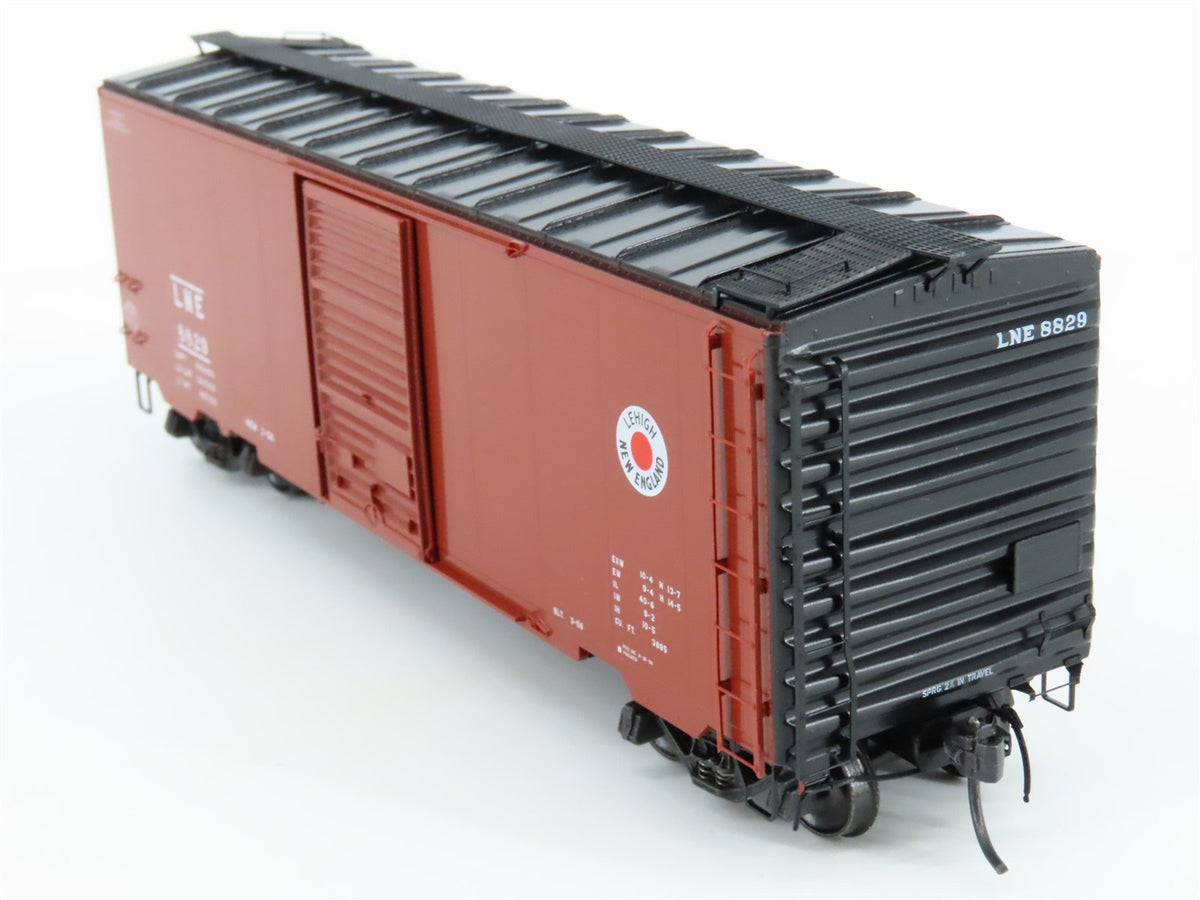 HO Scale Kadee 4508 LNE Lehigh New England 40&#39; Single Door Box Car #8829