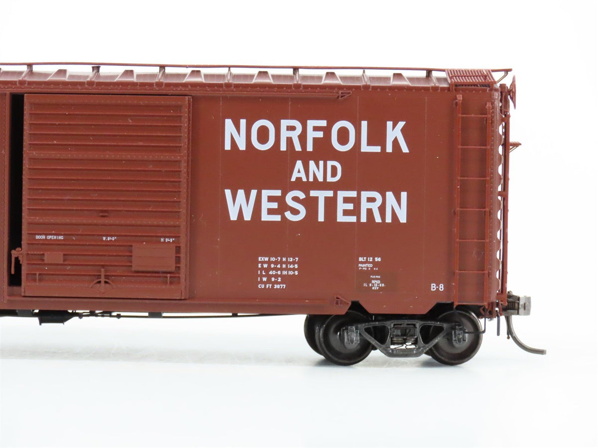 HO Scale Kadee 5264 N&amp;W Norfolk &amp; Western 40&#39; Single Door Box Car #42810