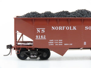 HO Scale Kadee 7020 NS Norfolk Southern Railroad 2-Bay Hopper #9162 w/ Load