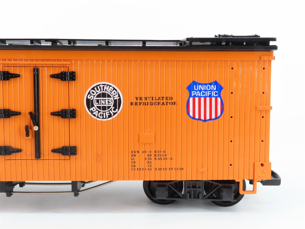 G Scale LGB 42740 SP UP PFE Pacific Fruit Express Railroad Reefer #42740