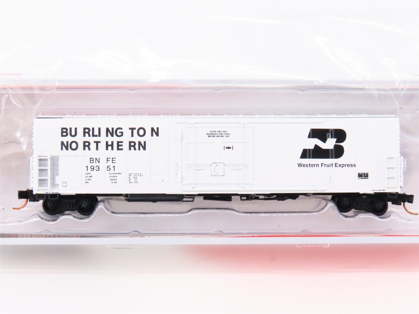 N Scale Intermountain 68814-01 BNFE Burlington Northern Mech Reefer Car #19351