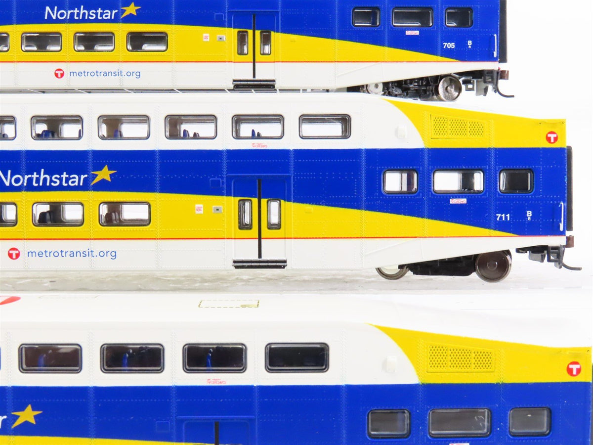 HO Scale Athearn 25930 MNTX Northstar Bombardier Coach Passenger 3-Car Set