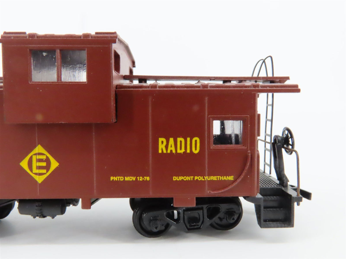 LOT of 5 HO Scale Unbranded NWX/B&amp;O/NH/Erie Caboose, Wood Reefer &amp; Boxcars