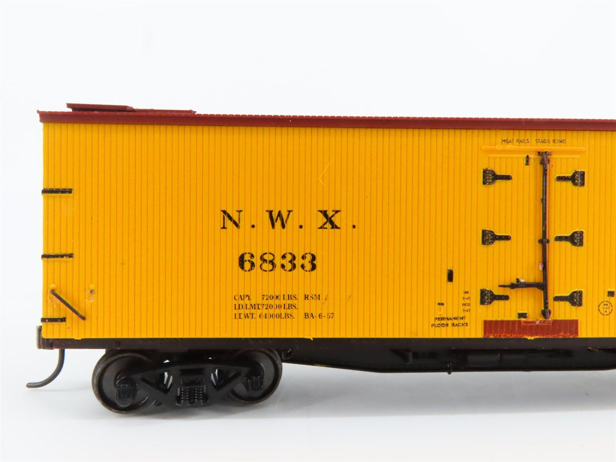 LOT of 5 HO Scale Unbranded NWX/B&amp;O/NH/Erie Caboose, Wood Reefer &amp; Boxcars