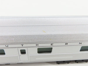 HO Scale Walthers Mainline 910-30362 SOU Southern 85' Budd Observation Passenger