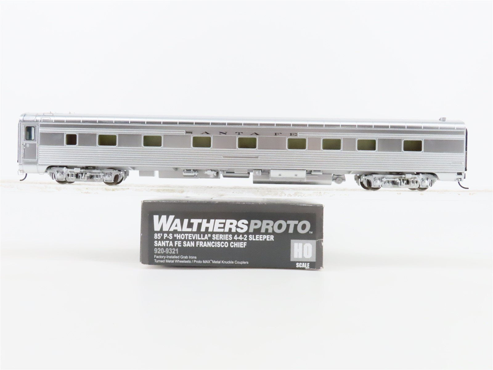 HO Scale Walthers Proto 920-9321 ATSF Santa Fe 85' Sleeper Passenger "Hotevilla"