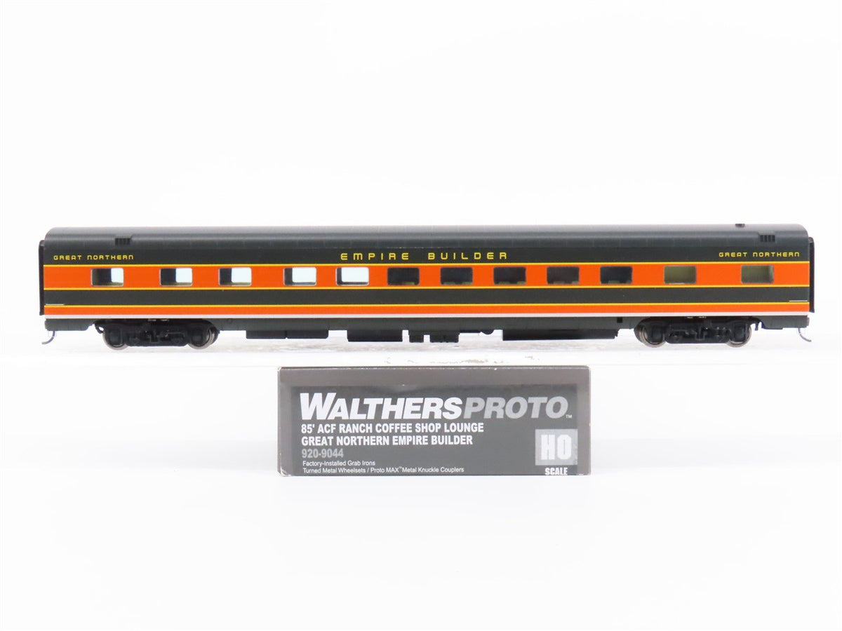 HO Walthers Proto 920-9044 GN Great Northern Empire Builder Lounge Passenger