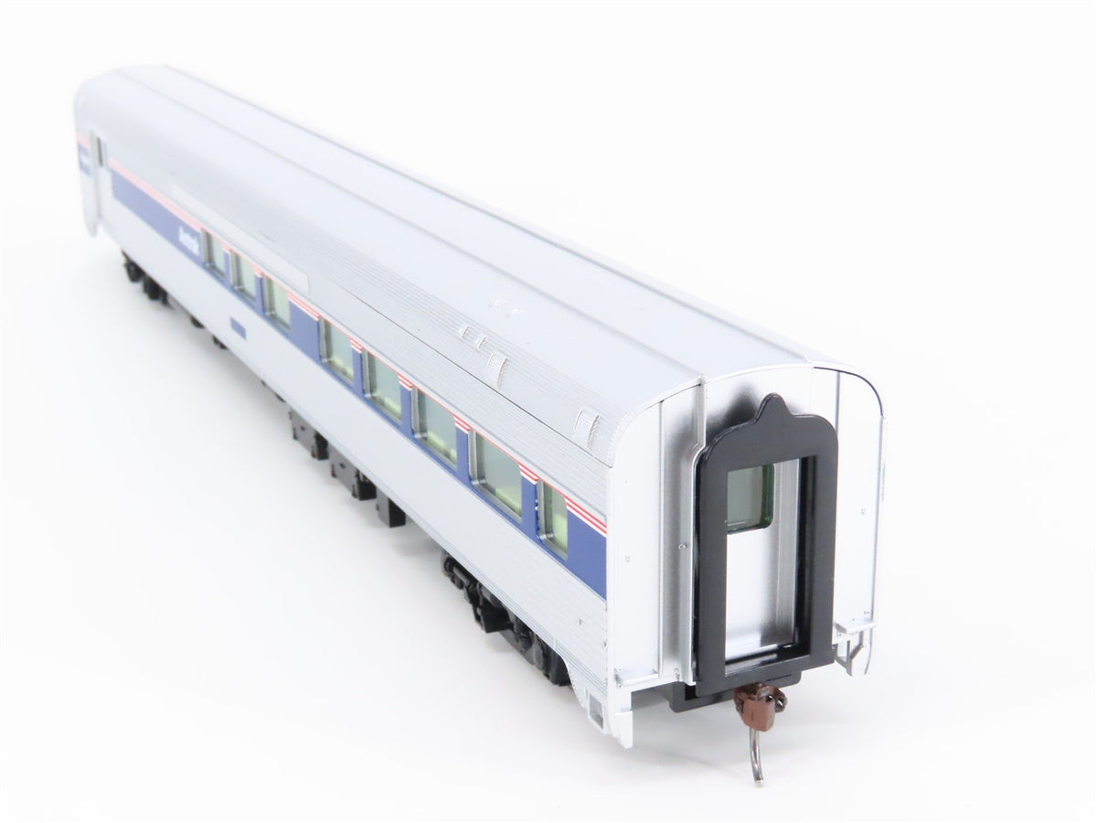 HO Scale Walthers Mainline 910-30062 Amtrak 85&#39; Budd Baggage-Lounge Passenger