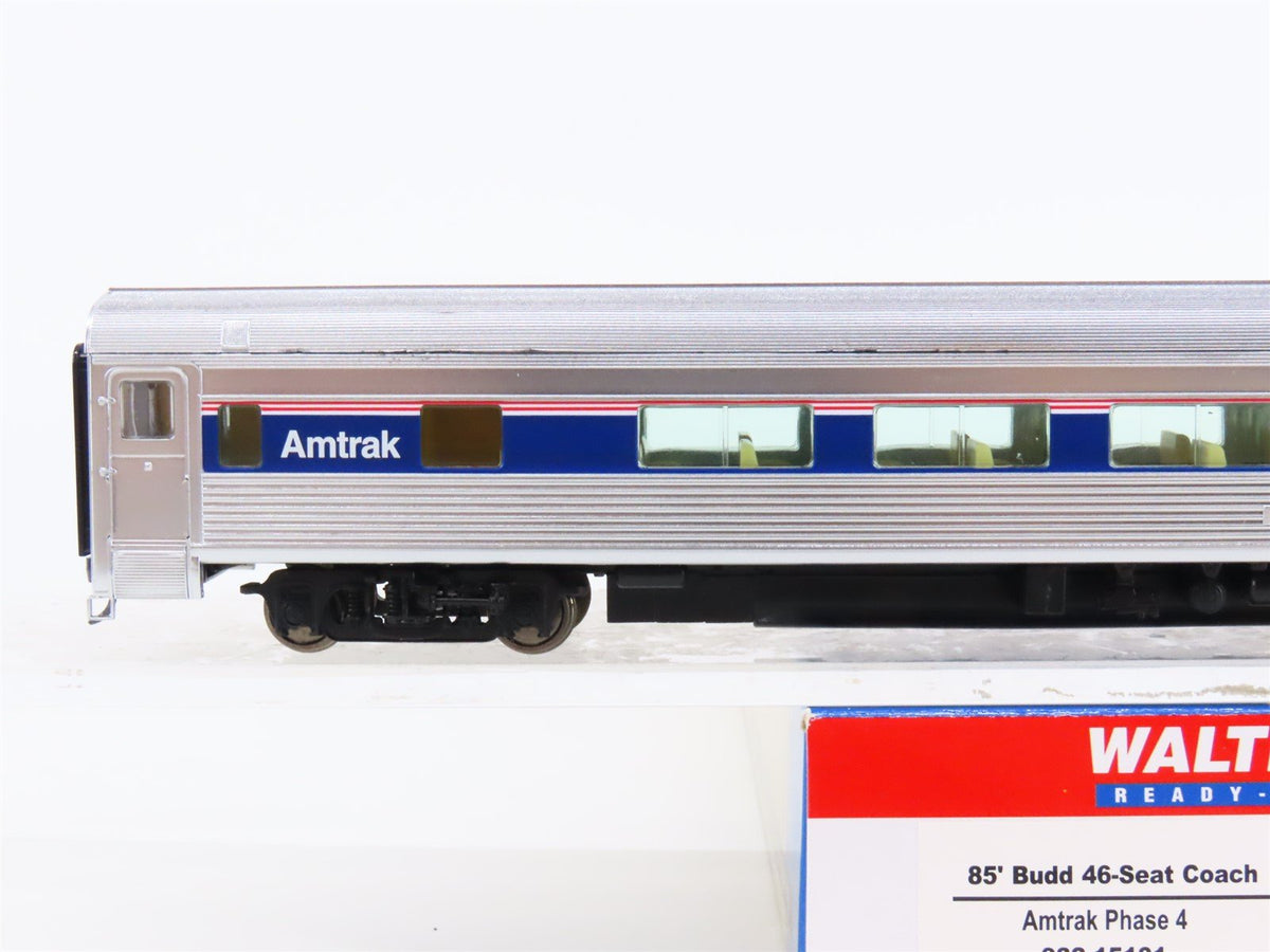 HO Scale Walthers 932-15101 Amtrak 85&#39; Budd 46-Seat Coach Passenger Car