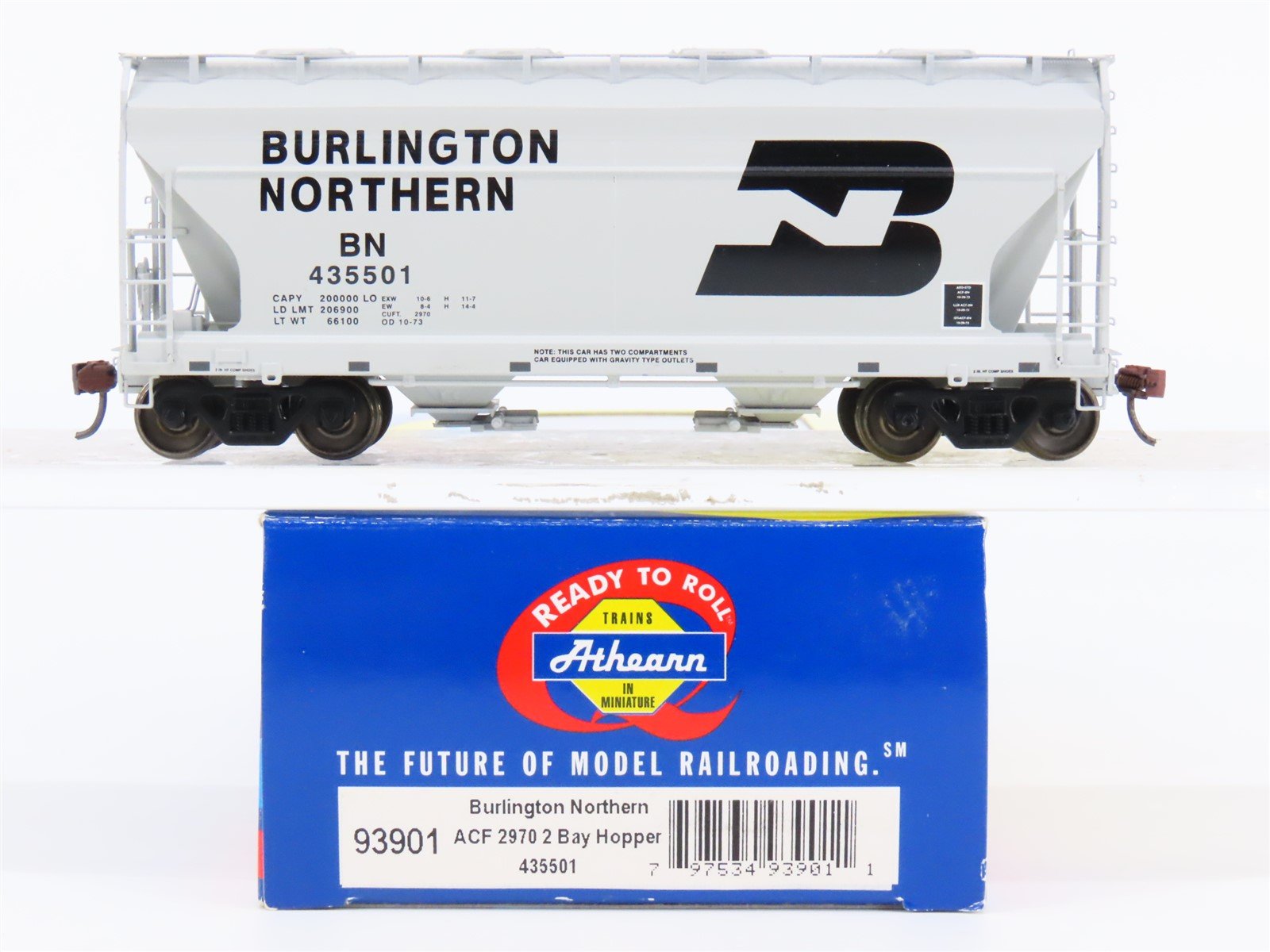 HO Scale Athearn 93901 BN Burlington Northern 2-Bay Covered Hopper #435501