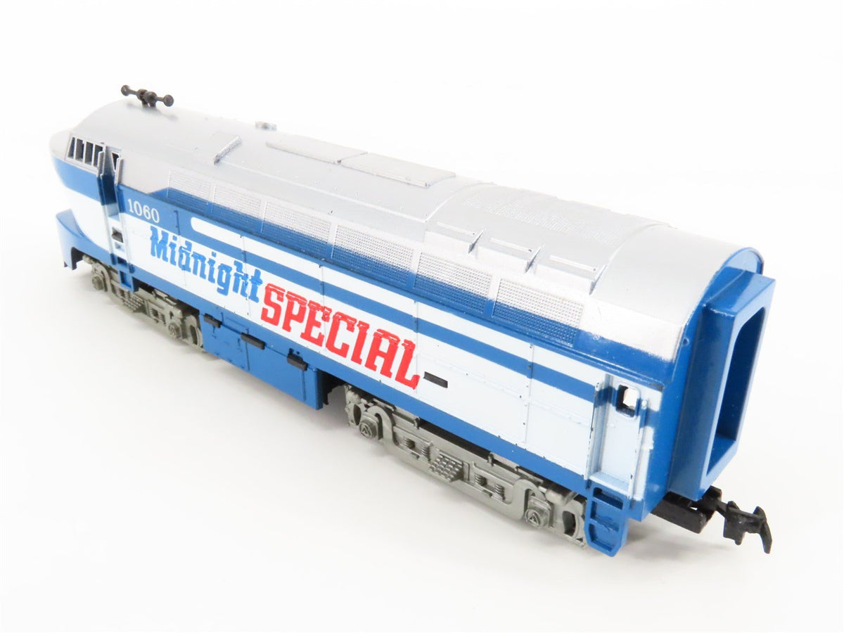 HO Scale Tyco Midnight Special RF16A Sharknose Diesel Locomotive #1060