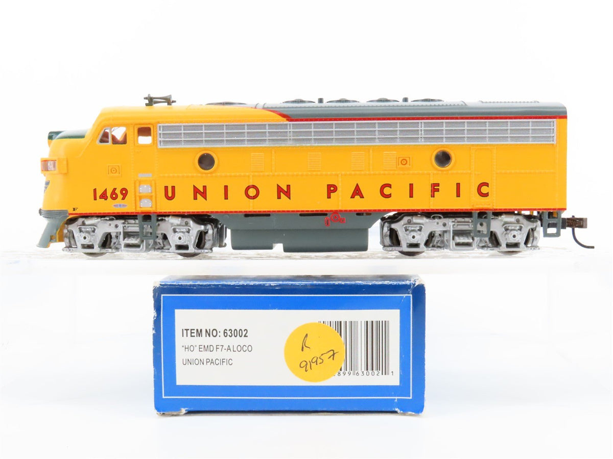 HO Scale Bachmann 63002 UP Union Pacific FT A Diesel Locomotive #1469