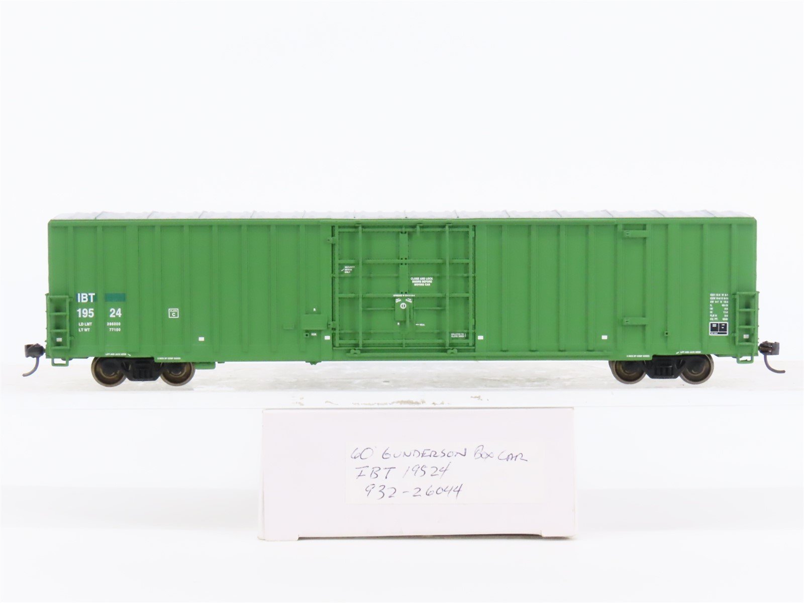 HO Scale Walthers 932-26044 IBT International Bridge & Terminal Box Car #19524