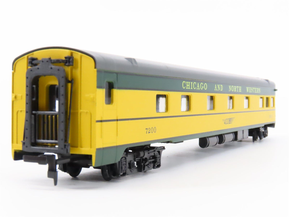 HO Scale IHC 48043 CNW Chicago North Western The 400 Observation Passenger #7200