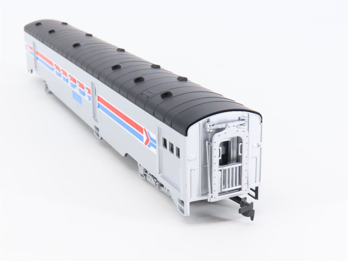 HO Scale IHC 48005 Amtrak Smooth Side RPO Passenger Car #1192