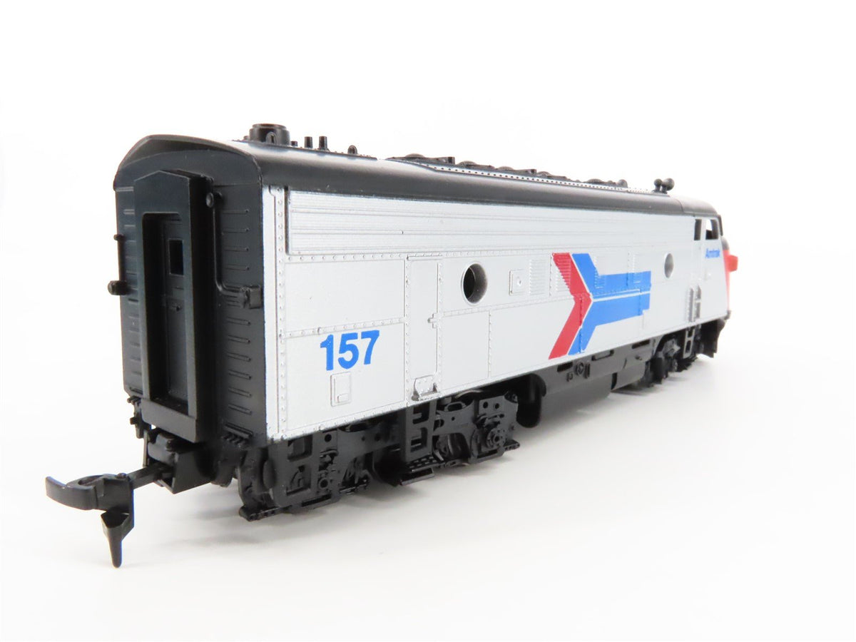 HO Scale Athearn 3323 Amtrak F7A Diesel Locomotive #157