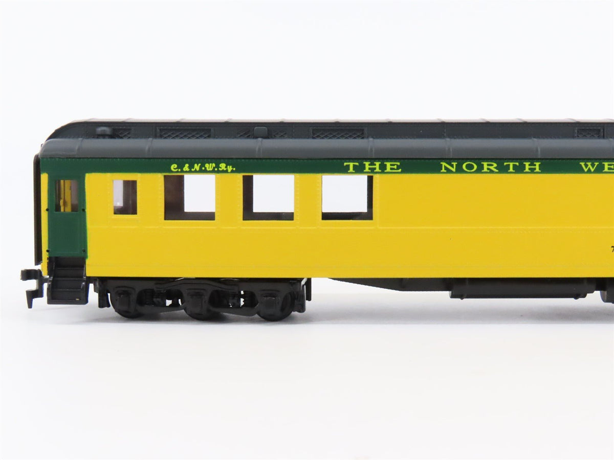 HO Scale IHC C&amp;NW Chicago &amp; North Western Combine Passenger Car #7416