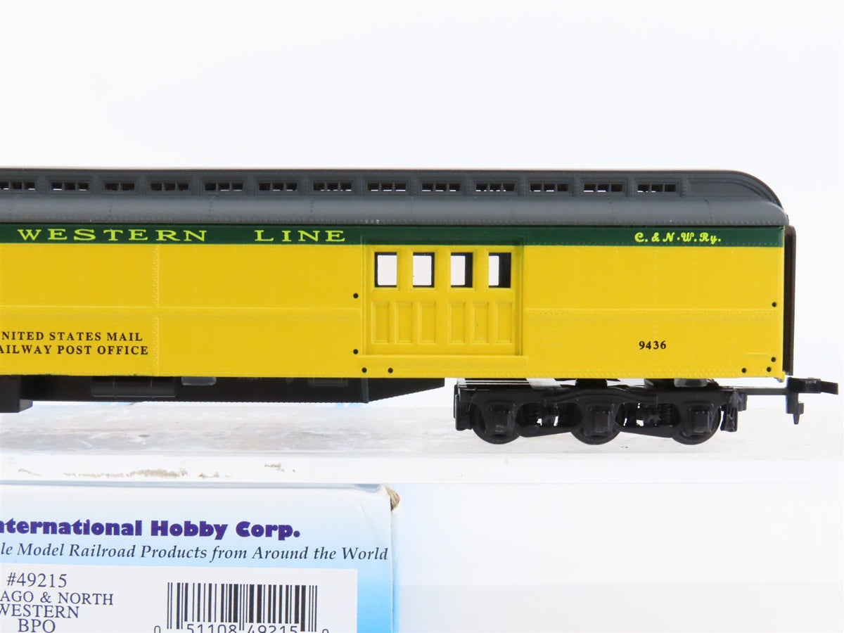 HO Scale IHC 49215 C&amp;NW Chicago &amp; North Western Railway RPO Passenger #9436