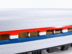 HO Scale Bachmann 43-1022-05 Amtrak 85' Budd Coach Passenger #21917 Lighted