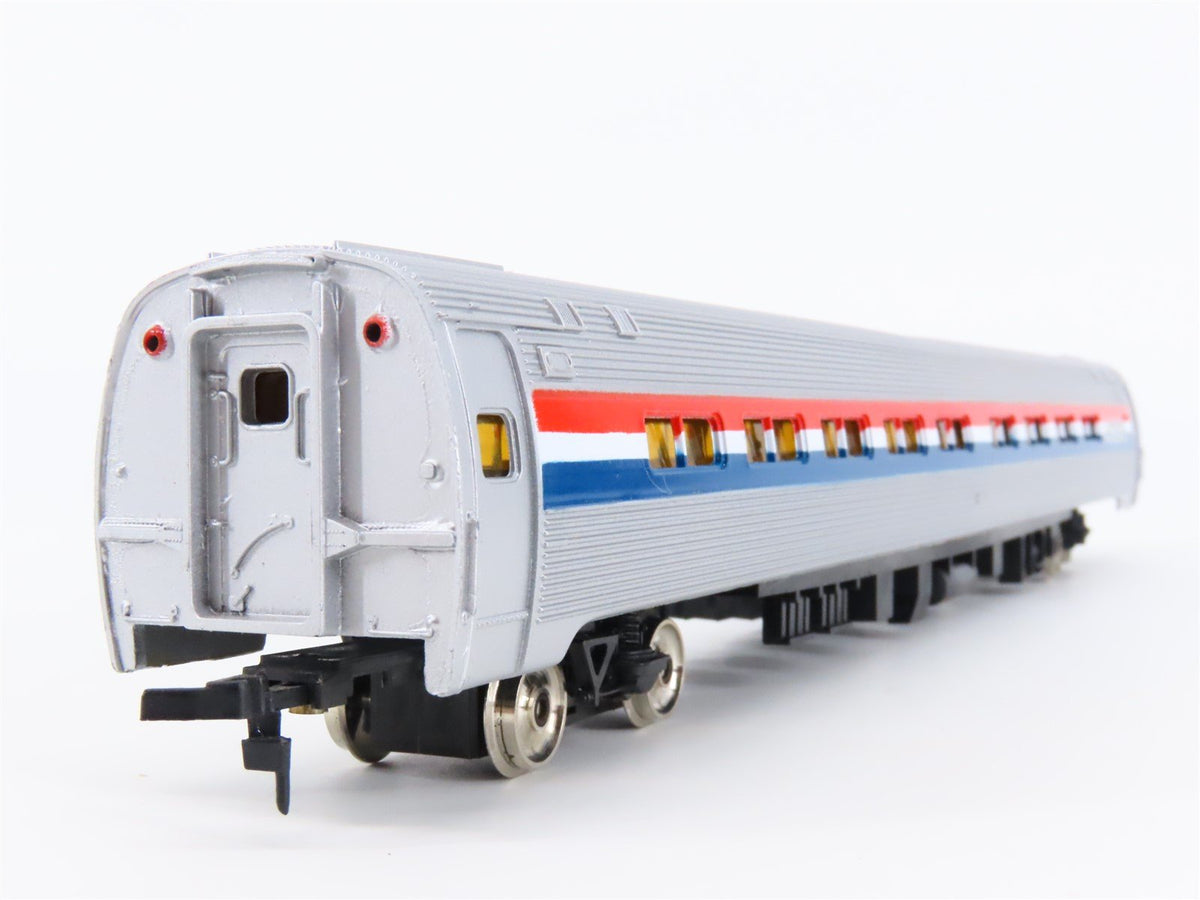 HO Scale Bachmann 43-1022-05 Amtrak 85&#39; Budd Coach Passenger #21917 Lighted