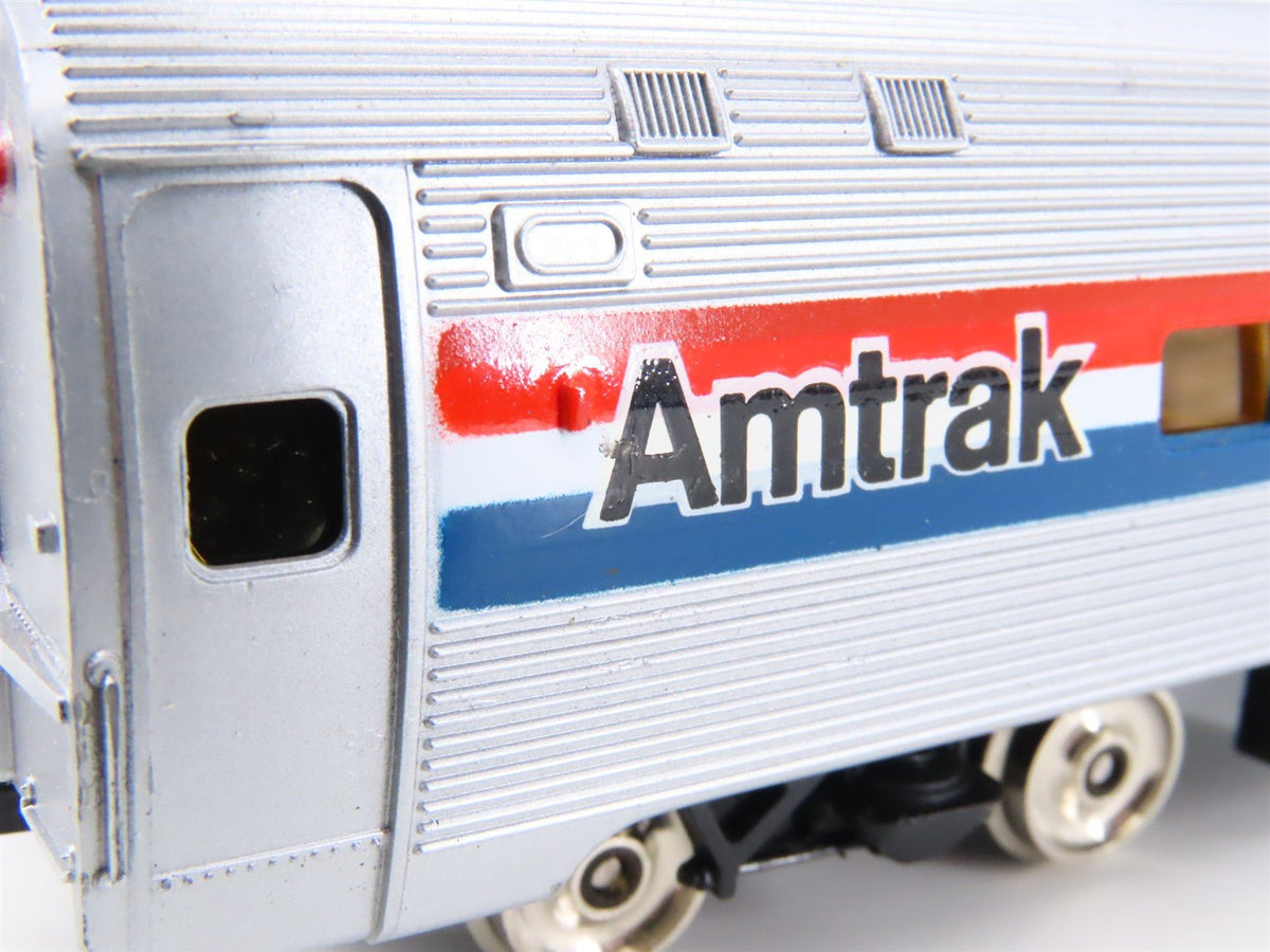 HO Scale Bachmann 43-1022-05 Amtrak 85&#39; Budd Coach Passenger #21917 Lighted