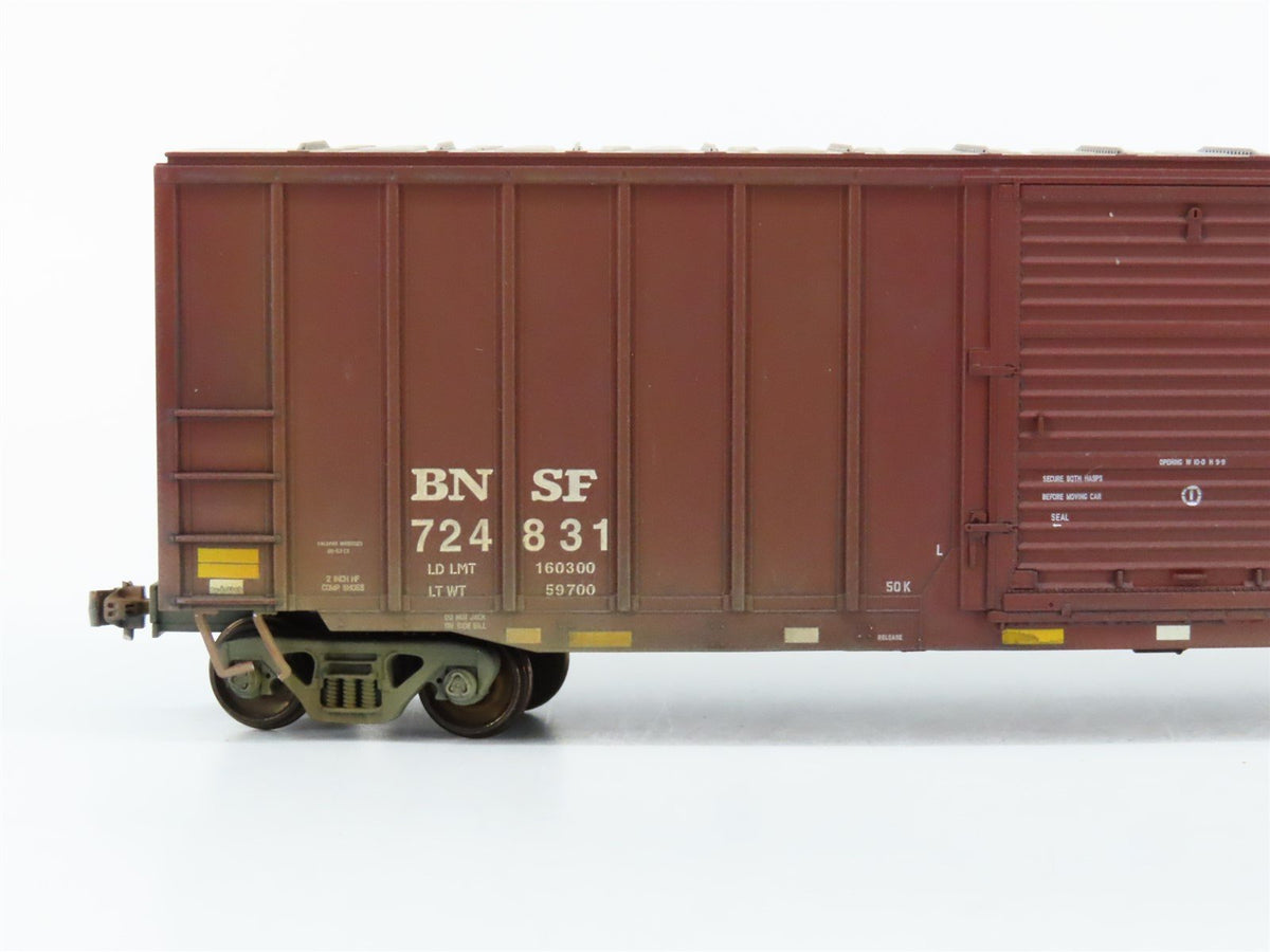 HO Scale Atlas Trainman 20000395 BNSF Railway 50&#39; 6&quot; Box Car - Custom Weathered