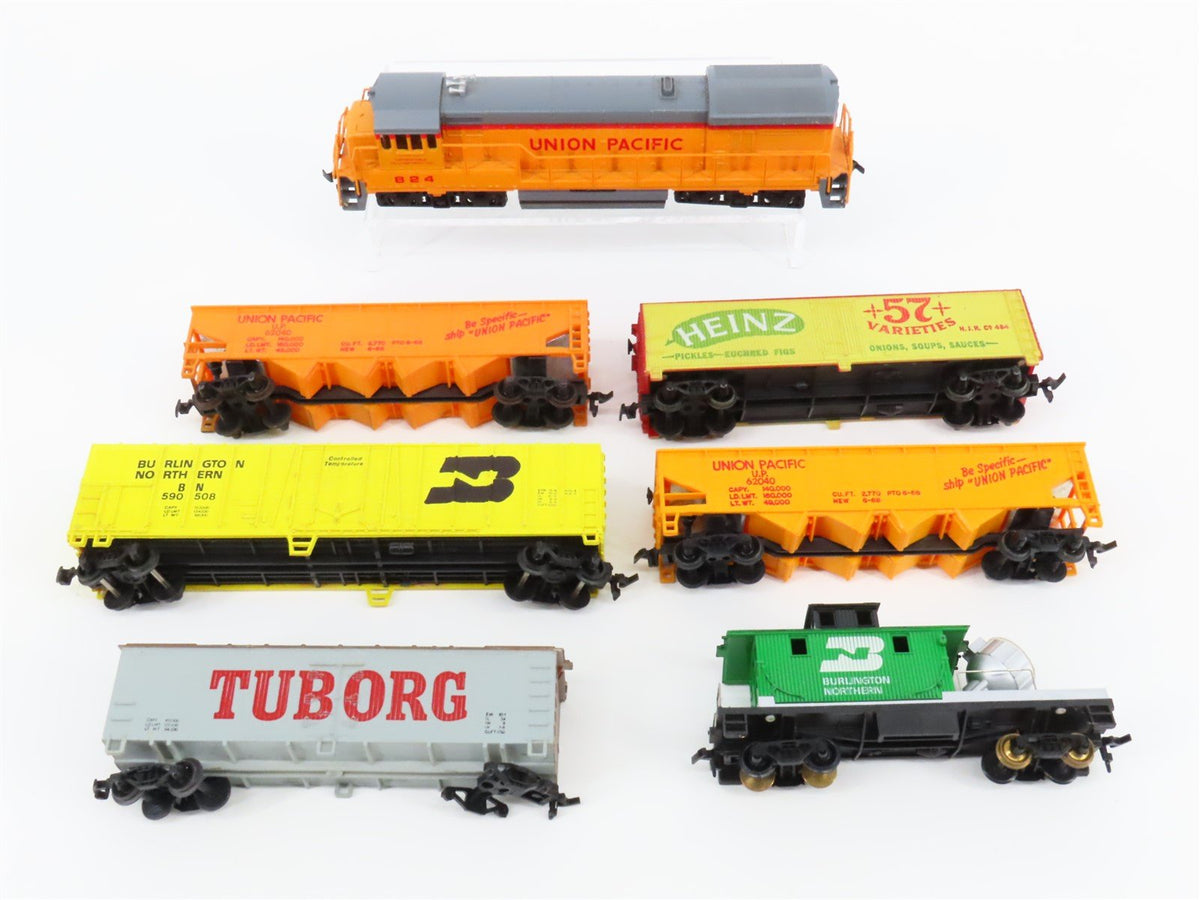 HO Scale Bachmann UP Union Pacific Diesel Train Set #824 w/ 6 Cars BAD GEARS