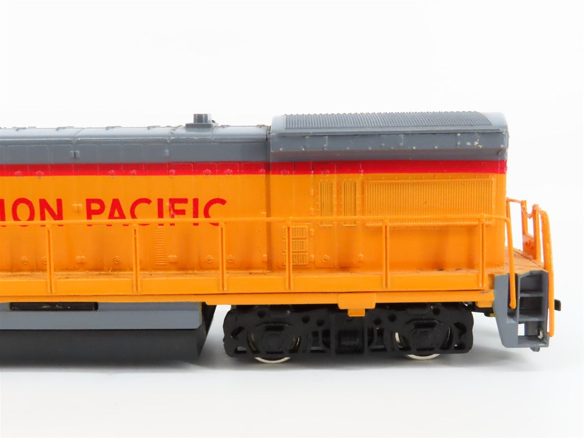 HO Scale Bachmann UP Union Pacific Diesel Train Set #824 w/ 6 Cars BAD GEARS