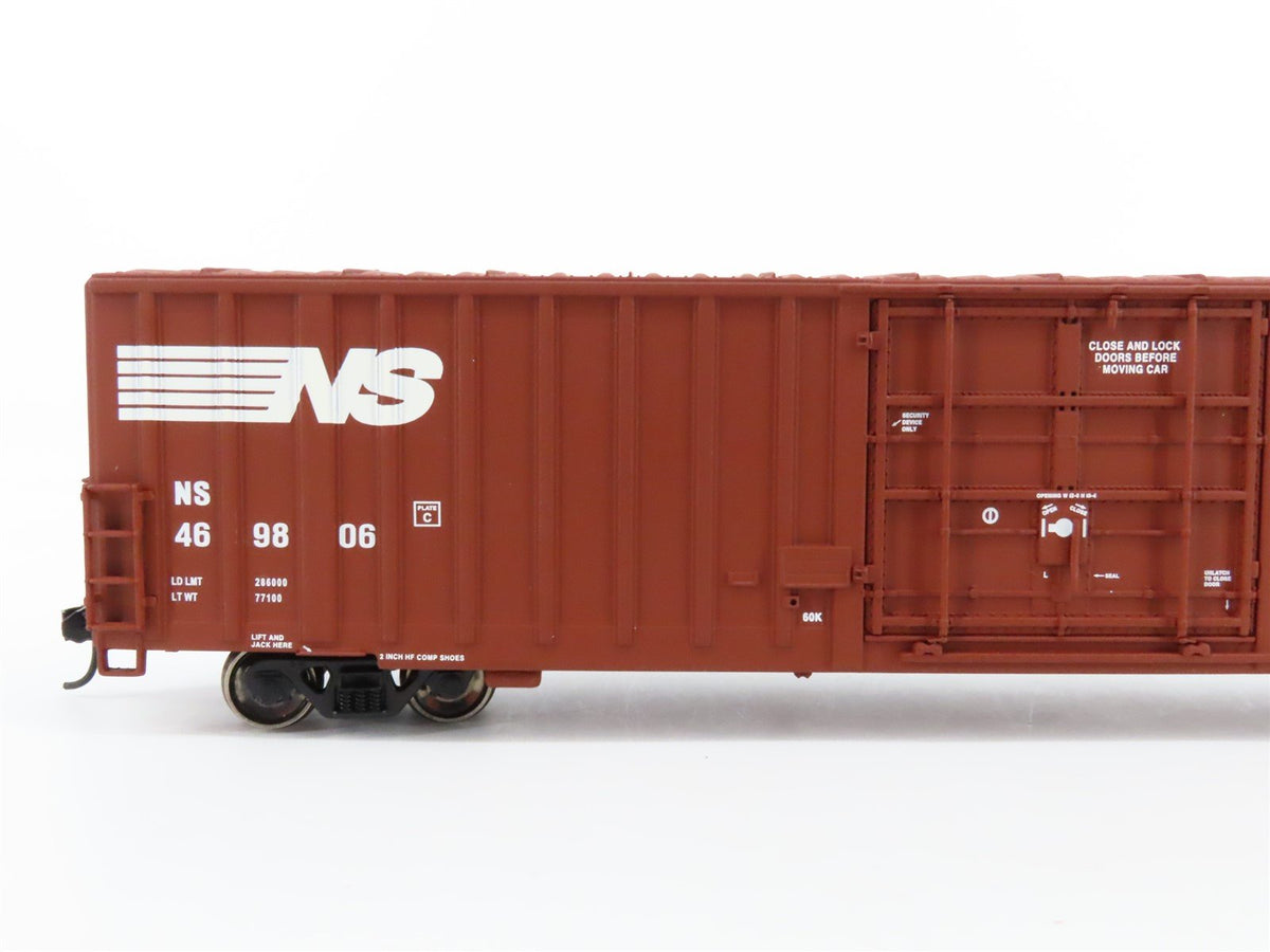 HO Scale Walthers 932-6043 NS Norfolk Southern 60&#39; Gunderson Box Car #469806