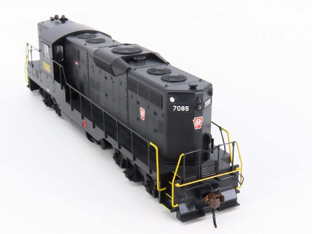 HO Scale Bachmann PRR Pennsylvania EMD GP9 Diesel Locomotive #7085 w/ DCC