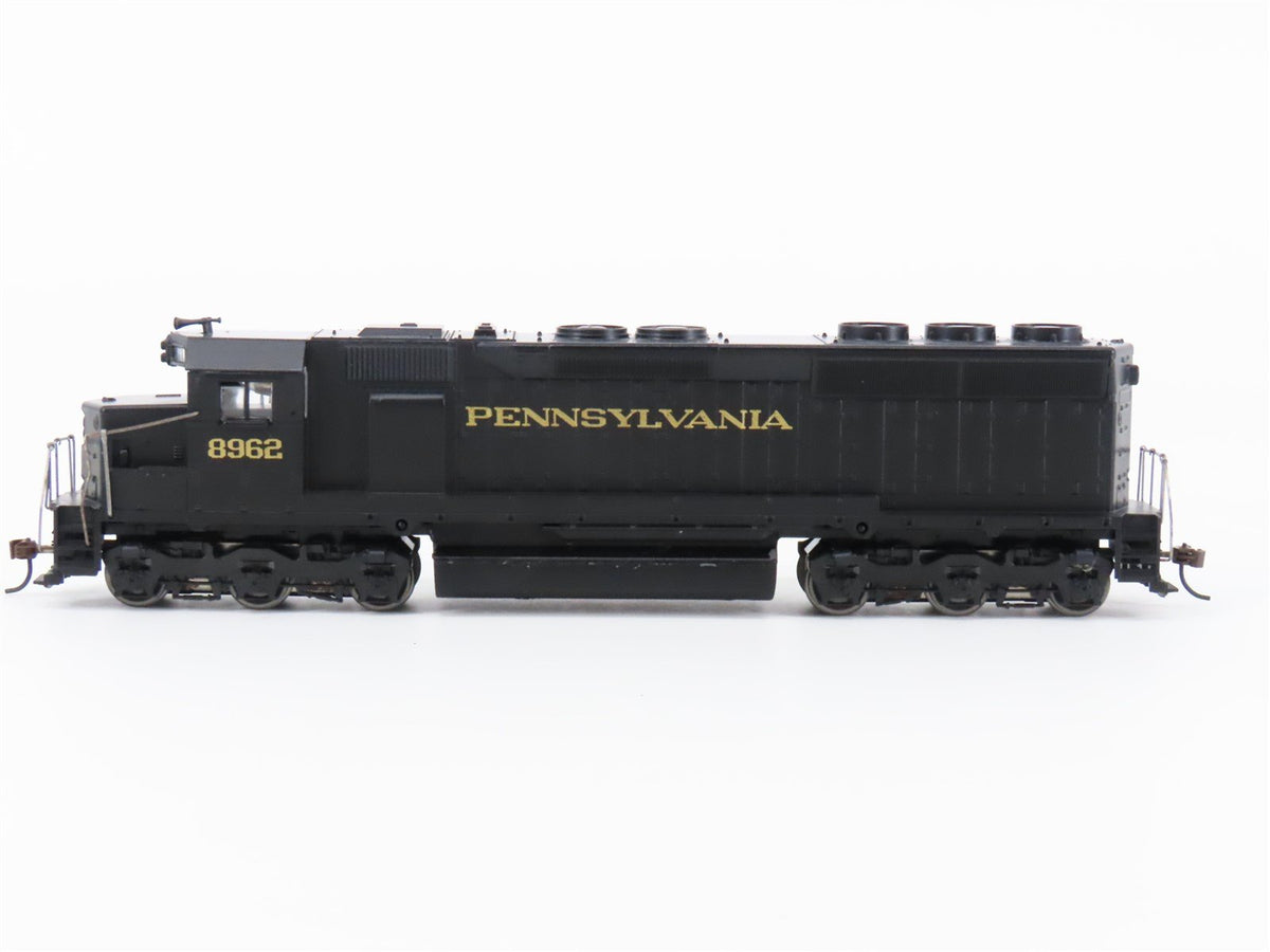 HO Scale Athearn PRR Pennsylvania EMD SD45 Diesel Locomotive #8962