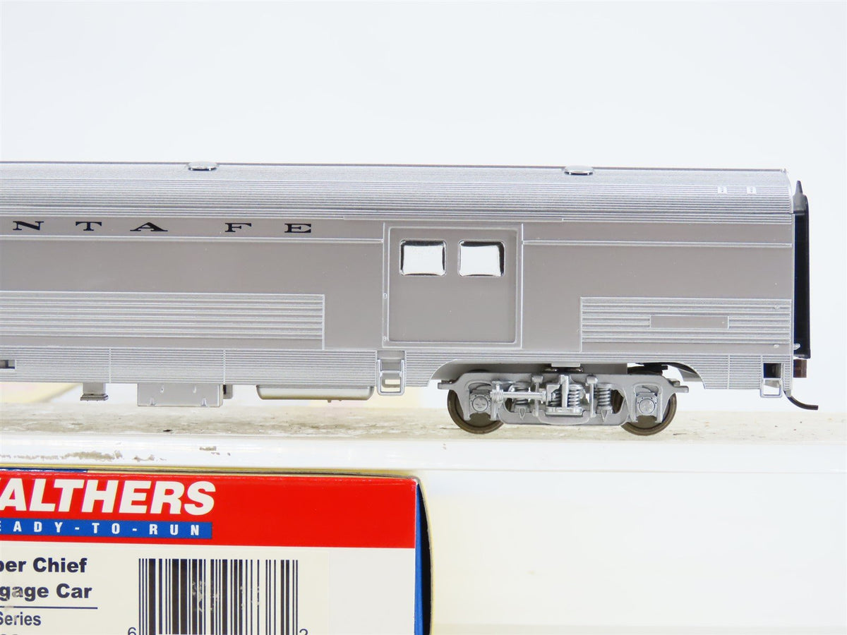 HO Scale Walthers 932-9002 ATSF Santa Fe Super Chief 73&#39; Baggage Passenger Car