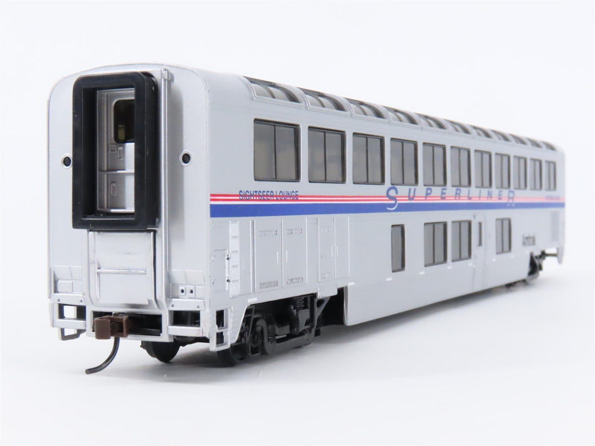 HO Scale Walthers 932-6121 Amtrak Superliner 85&#39; Sightseer Lounge Passenger Car